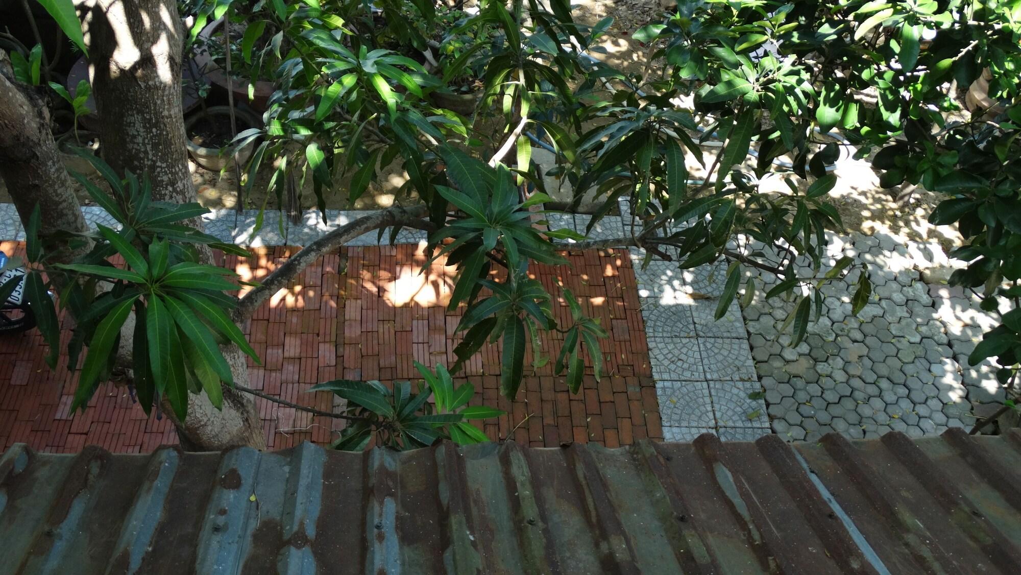Yellow House Homestay Hội An Buitenkant foto