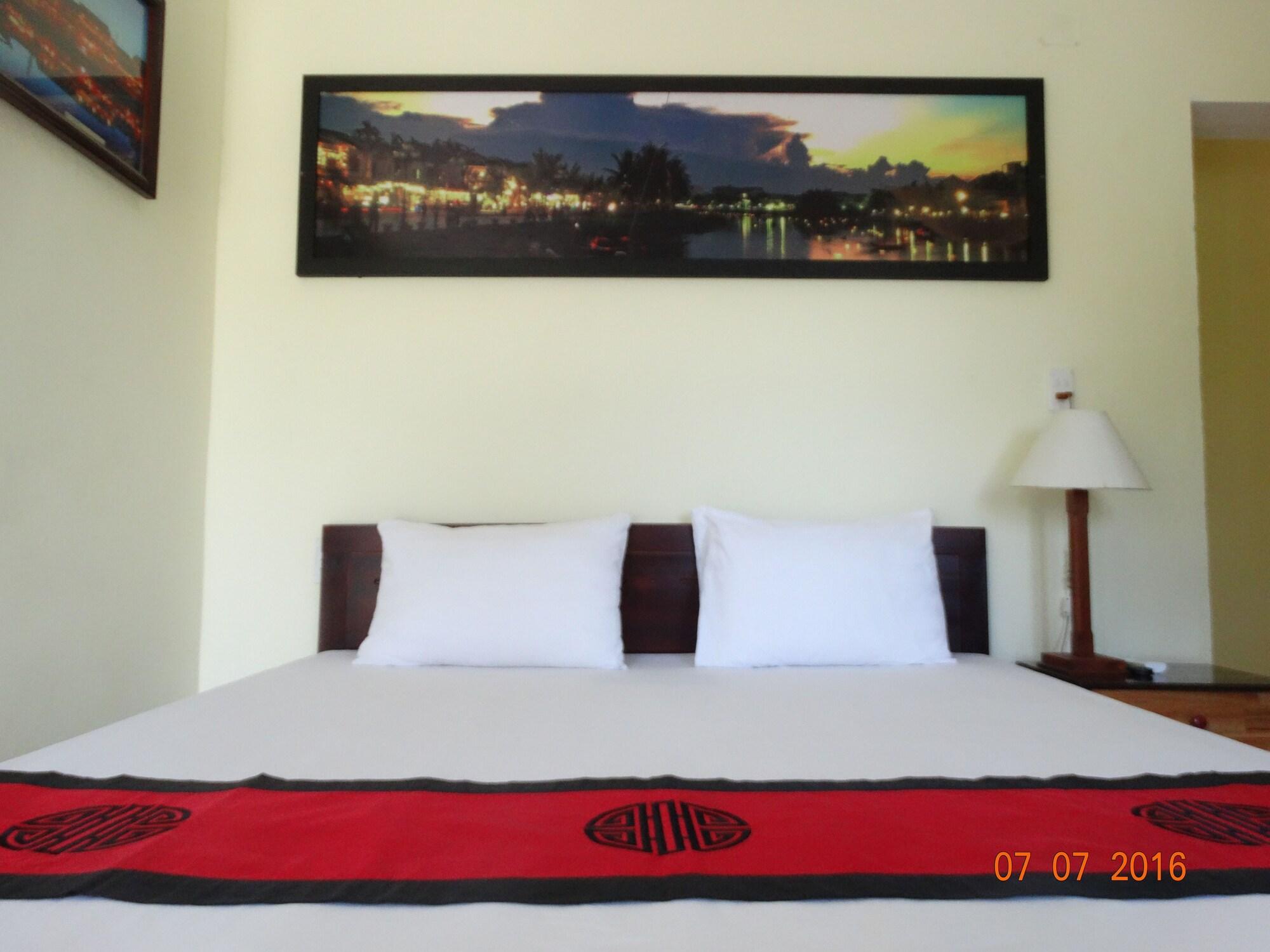 Yellow House Homestay Hội An Buitenkant foto