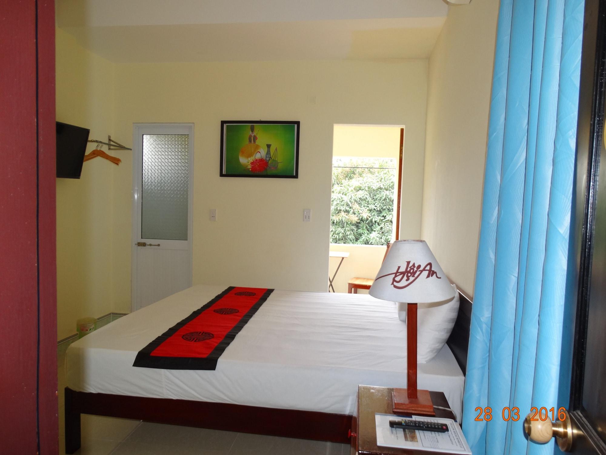 Yellow House Homestay Hội An Buitenkant foto