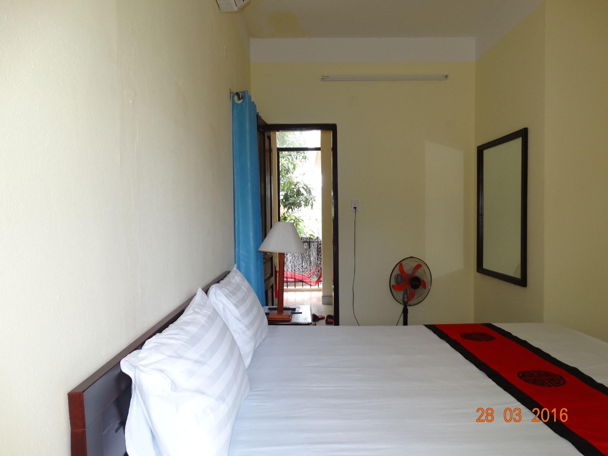 Yellow House Homestay Hội An Buitenkant foto