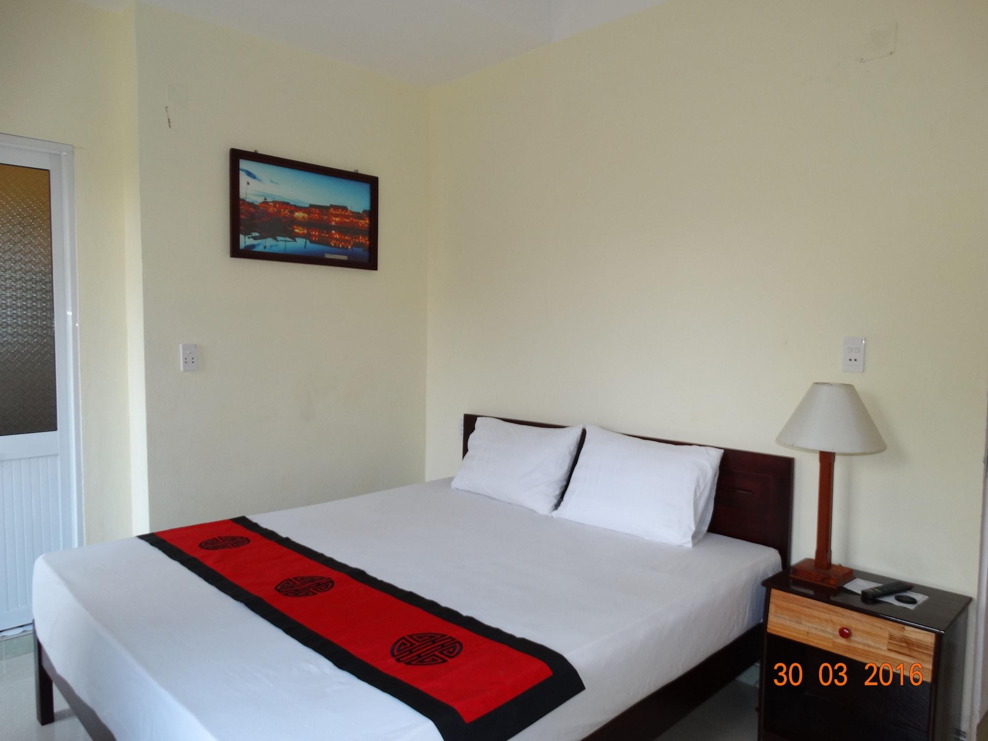 Yellow House Homestay Hội An Buitenkant foto