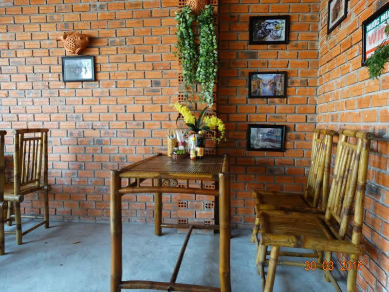 Yellow House Homestay Hội An Buitenkant foto