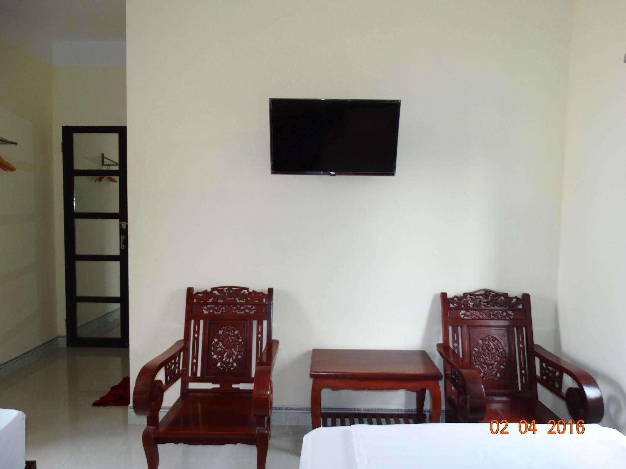 Yellow House Homestay Hội An Buitenkant foto